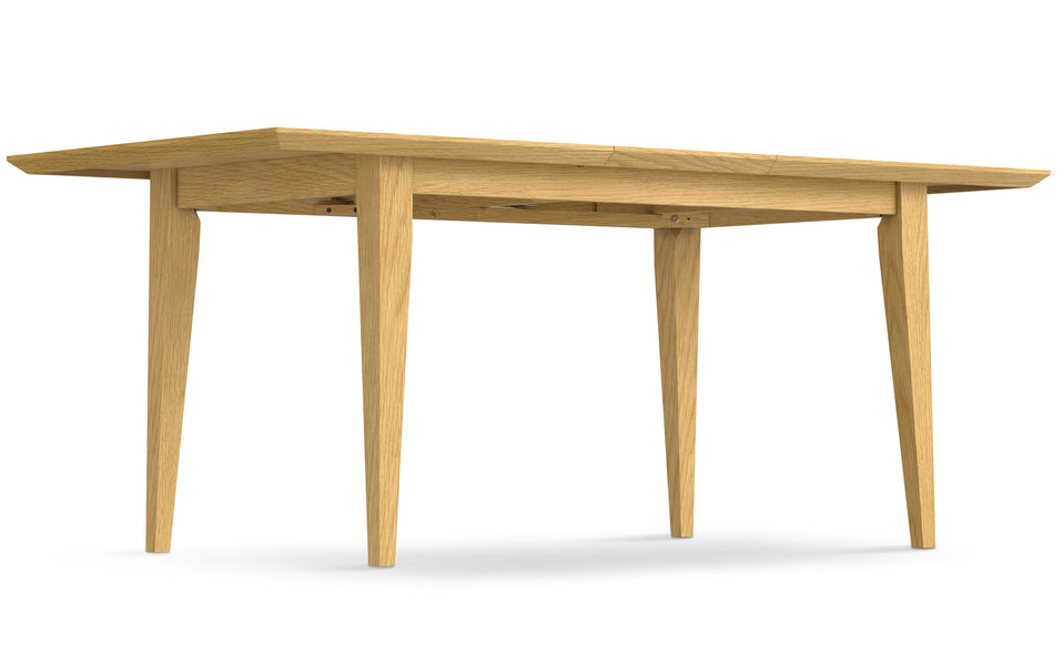 Colby Extendable Dining Table in Oak